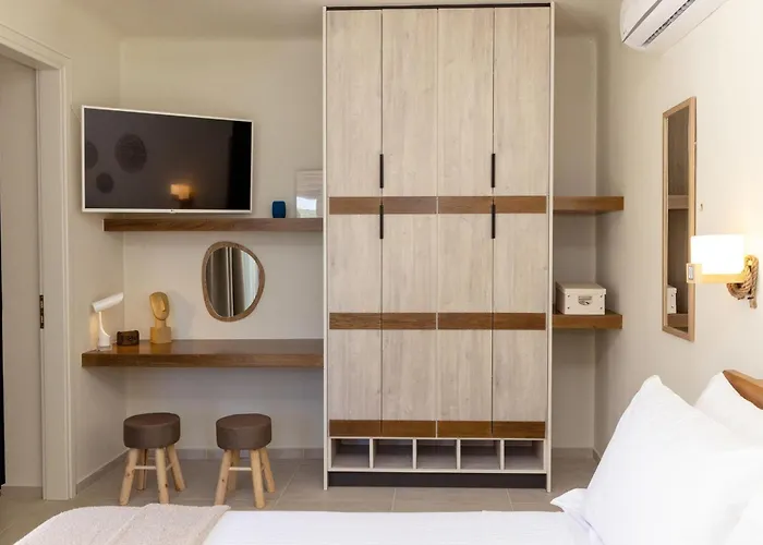 The Hydor Element Of Gaea Loutrá